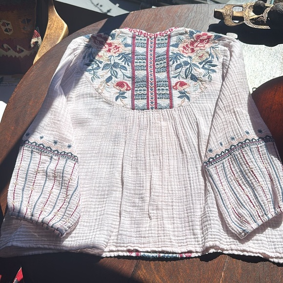 XL Johnny Was Workshop blouse. Lite pink waffle texture embroidered cotton top - Picture 13 of 16